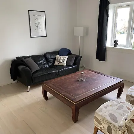 Hus M Gaard Have, 25m Fra Havet, Havn, Strand, High Speet Internet, Restauranter Appartement